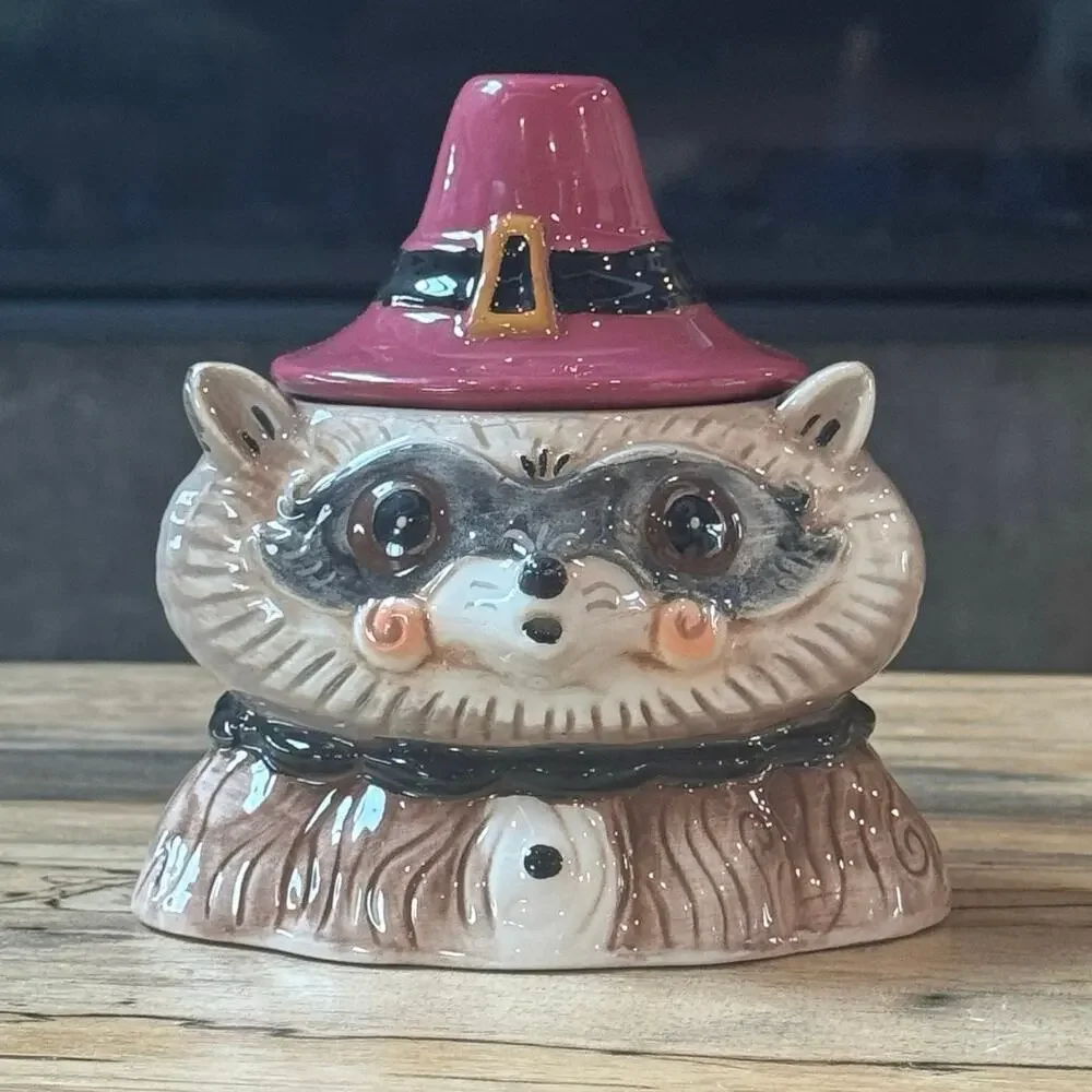 Johanna Parker Raccoon Pilgrim Hat Candy Canister Jar Fall Thanksgiving HTF 5”H